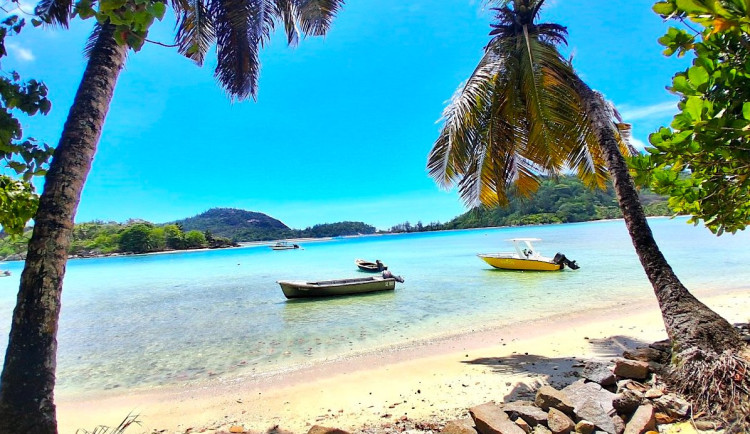 Seychely - ostrovní země, kde se potomci otroků stali nejbohatšími Afričany