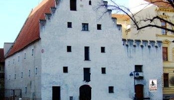 Muzeum motocyklů v Malé solnici nekončí?