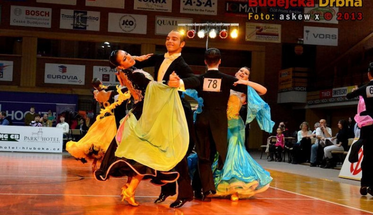 FOTO: Budějcké Velikonoce ve víru tance