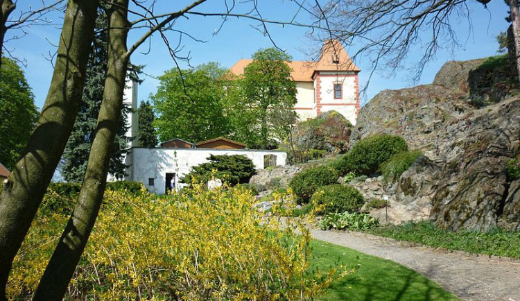 Hrad Kámen otevře své zahrady