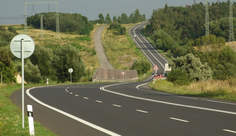 Ilustrační foto, silnice