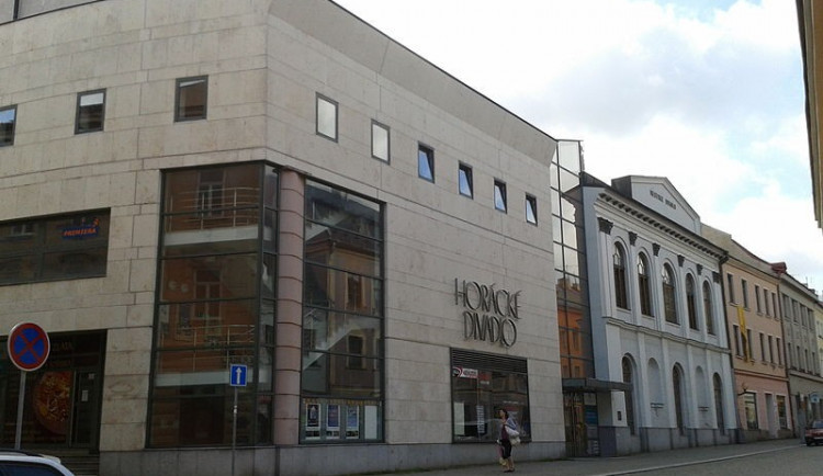 V Jihlavě mohou lidé nahlédnout do zákulisí Horáckého divadla