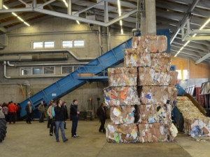 Švýcaři nemají skládky, všechno recyklují. Představitelé Vysočiny se učili, jak na to