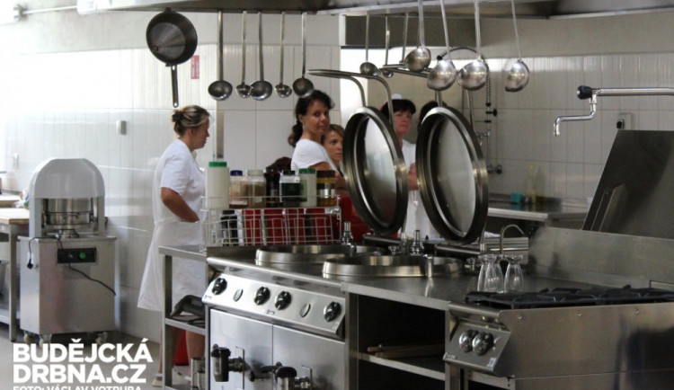 Vzkaz pro paní ministryni Kateřinu Valachovou: TINSTAAFL!