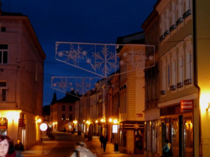 Jihlavské ulice se vánočně rozsvítí na první adventní neděli, zhasnou pak na Tři krále