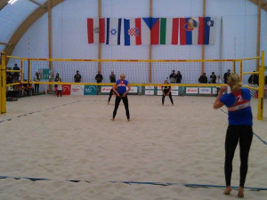 Sluková s Hermannovou opanovaly mistrovství střední Evropy v beach volejbalu v Pelhřimově