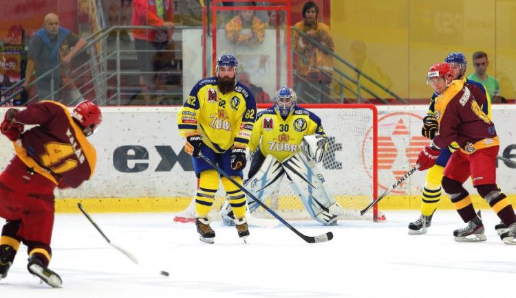 Dukla se oklepala z předchozí porážky a poprvé v historii porazila Přerovské Zubry