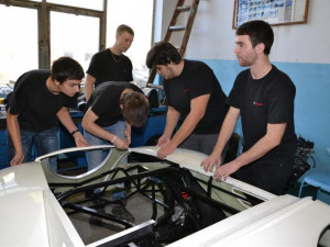 Automobil značky Kaipan staví studenti technických středních škol na Vysočině.