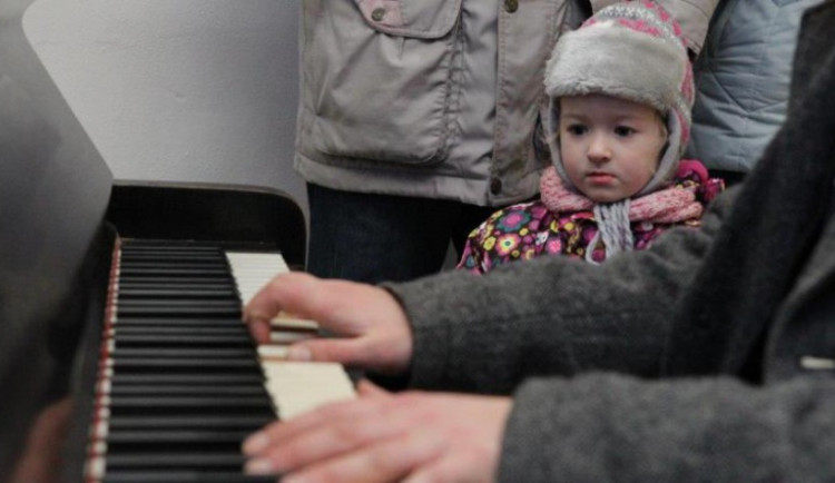 Jihlava má své již druhé veřejné piáno.