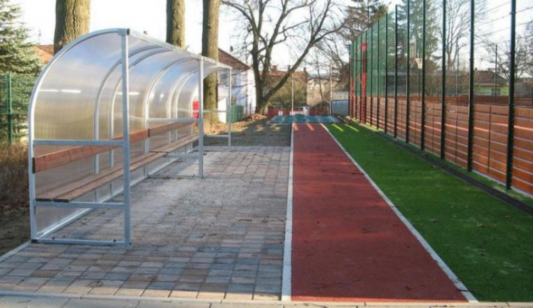 Vylepšené sportoviště u ZŠ Jungmannova