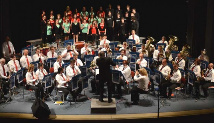 Patnáctý ročník hudebního festivalu Hudba tisíců  přinese řadu novinek a zahraniční hosty