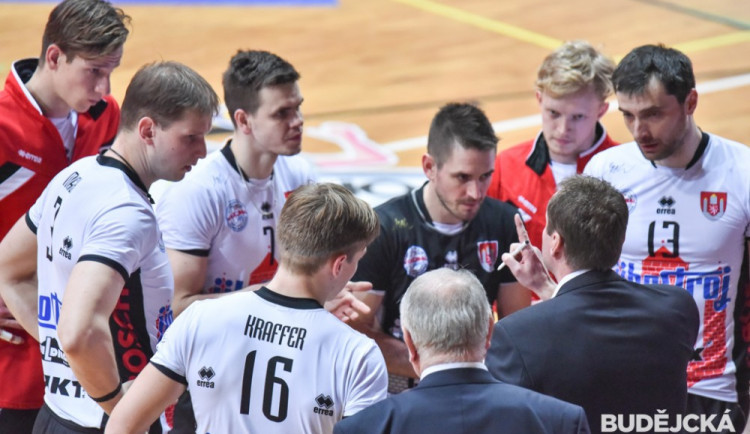 SOUTĚŽ: Zlín byl prvním týmem, který připravil Jihostroj o body. Teď se představí v Budějcích