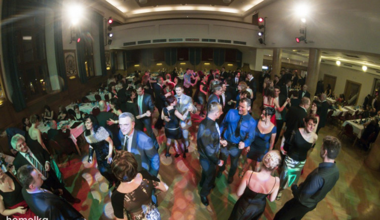 Volejbalový ples se blíží. Zbývá posledních pár lístků