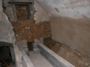 Zazděný anglický dvorek