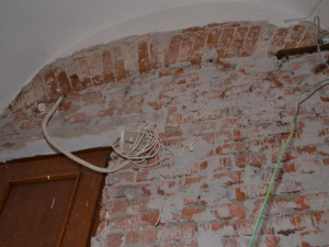 zazděná původní klenba