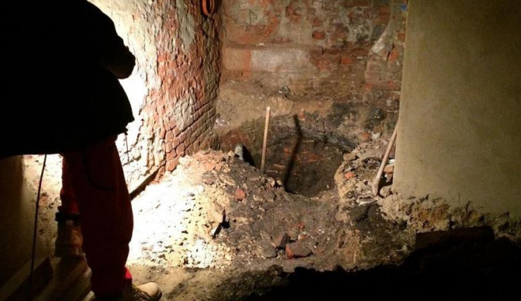 Objevený, dosud skrytý vchod v jihlavské galerii