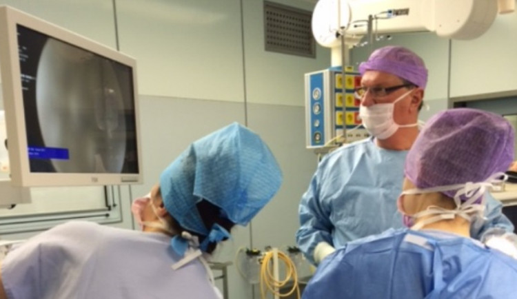 Jihlavská nemocnice má nové vybavení na operačních sálech, stálo přes sedm milionů