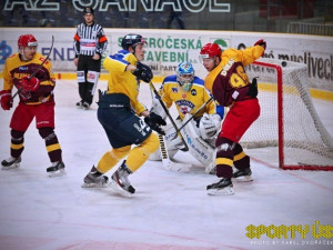 Škarek vychytal všechny ústecké střely a po výhře 3:0 má Dukla blízko do baráže