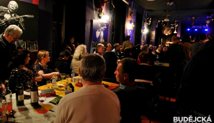 Povede se nahradit legendární Highway 61? V dubnu zahájí provoz River Jazz & Blues Club