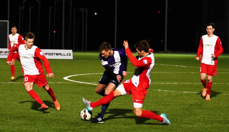 V Superlize malého fotbalu výběr Jihlavy s přehledem porazil nebezpečné Brno
