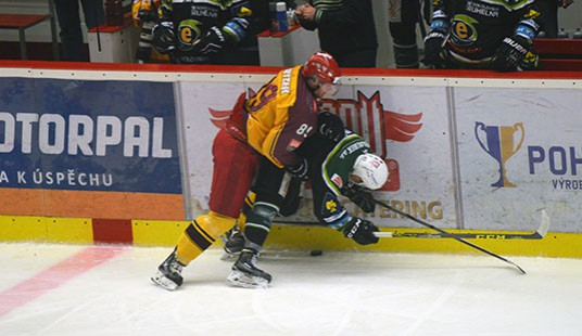 Dukla Jihlava bere v baráži poprvé tři body, s Karlovými Vary vyhrála 2:1