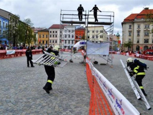 Ve víceboji si to v Jihlavě rozdají hasiči a hasičky. Vše proběhne v dýchacích přístrojích