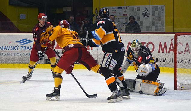 Závěr se nepovedl. V posledním zápase sezóny Dukla Jihlava vysoko prohrála v Litvínově