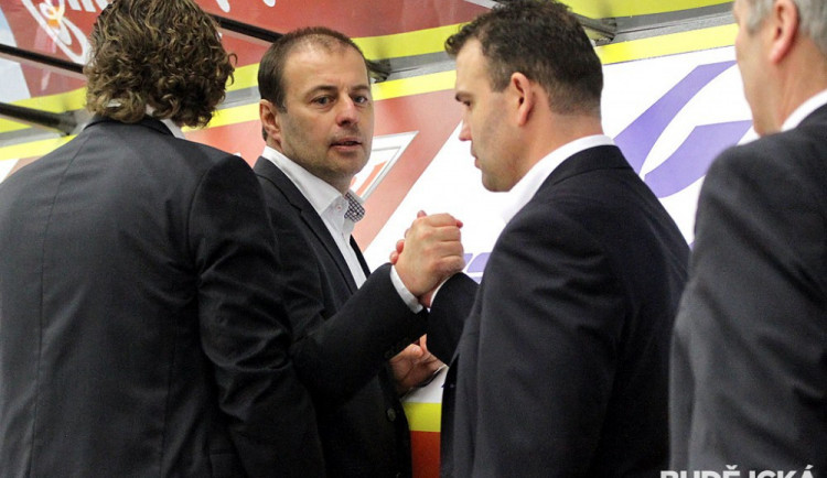 Realizační týmy Motoru se mění. Bělohlav míří k mládeži, Štrba bude asistentem Stavjani