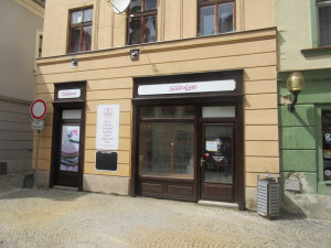 Milovníci sladkého, zbystřete! Dnes se v Jihlavě otevírá cukrárna se zdravým mlsáním