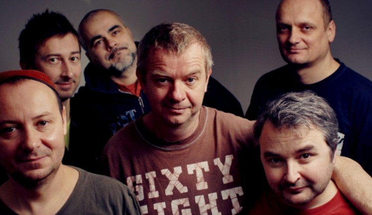 Na Zámostí 2016 mimo jiné zahrají i Mňága a Žďorp