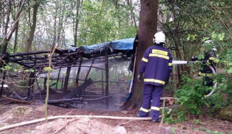 V Batelově na Jihlavsku hořel bunkr pro děti, zasahovaly tři hasičské jednotky
