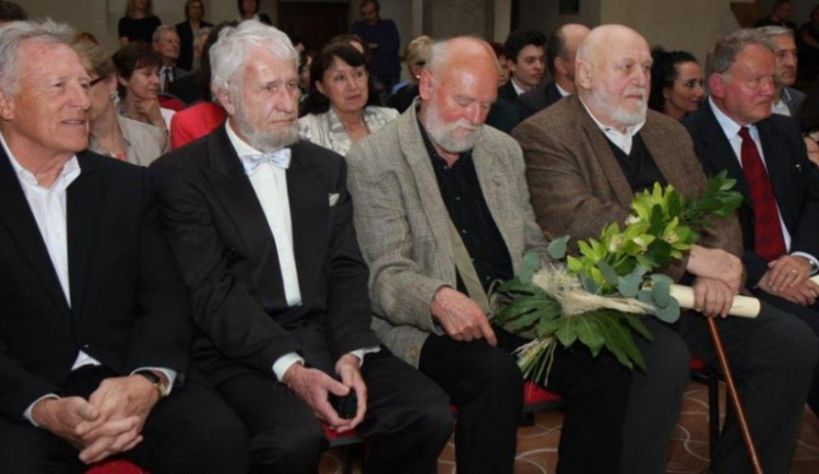 Jihlava předala ocenění prvnímu starostovi Veverkovi. Ocenila také mladé talenty