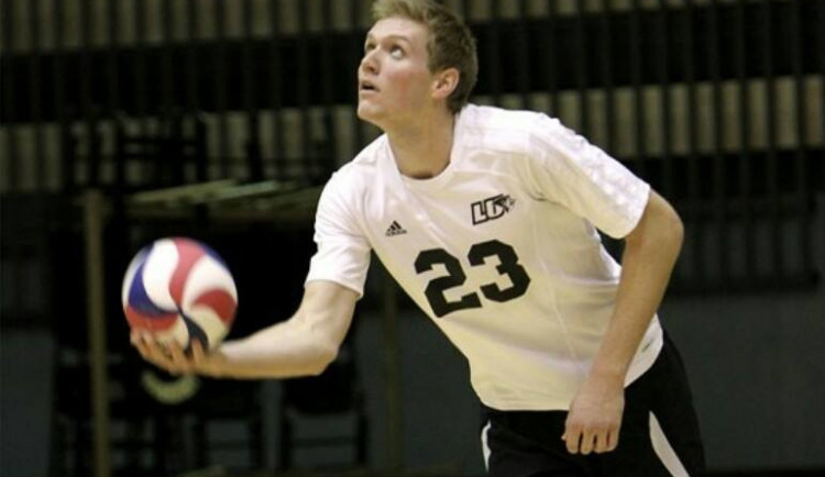 Další zahraniční posila. Z řecké nejvyšší soutěže přichází americký univerzál Colin Hackworth