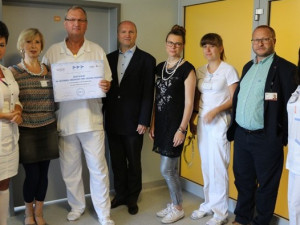 Spokojené rodičky se zasloužily o certifikát, který ocenil péči v jihlavské porodnici