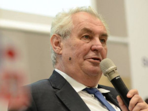 Zeman by nebránil referendu o odchodu České republiky z EU, sám by byl proti