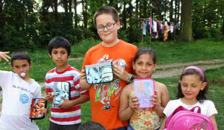 Děti z Hrádku u Pacova dostaly pomůcky do školy. Měly z nich neskrývanou radost