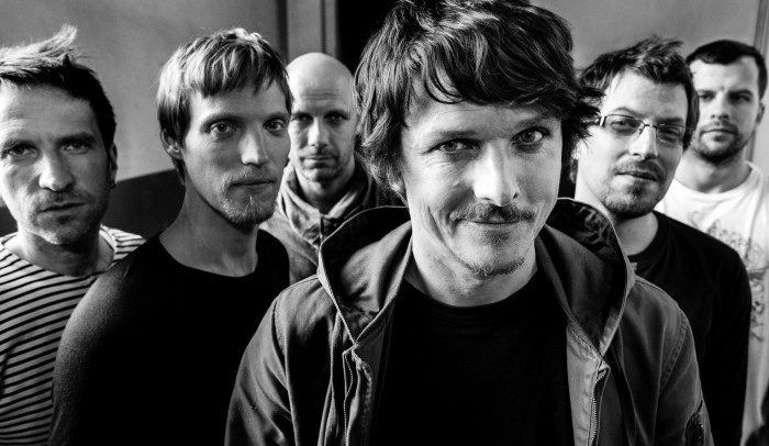 KULTURNÍ TIPY: Pokračují Prázdniny v Telči, startuje Sázavafest s No Name a Chinaski