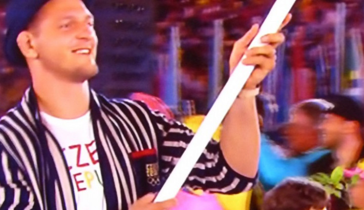 VIDEO: Vlajkonoš Lukáš Krpálek přivedl českou výpravu na olympijský zahajovací ceremoniál