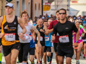 V Jihlavě se opět poběží půlmaraton. Přihlášení do 12. srpna získají slevu na startovném