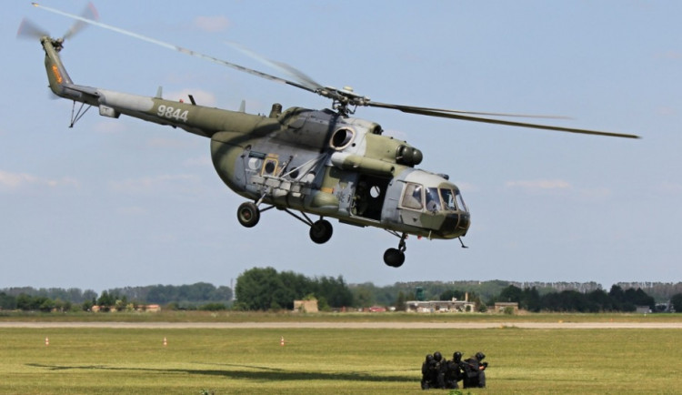 Letošní letecký den láká na Baťovu Electru, na špičku v akrobacii nebo dobový tábor RAF