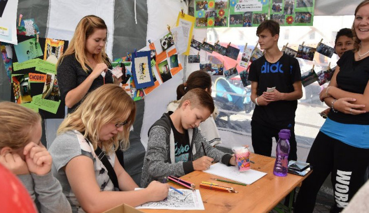 Den Charity 2016, antistresové omalovánky 