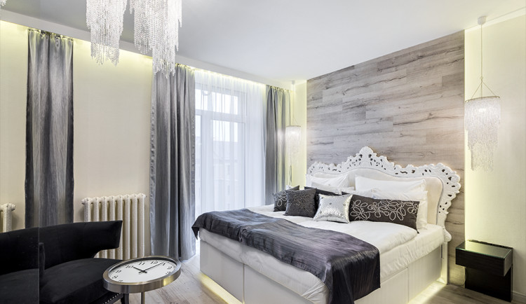 Imperial - pokoj 102 - (Gl)amour - Jan Počepický