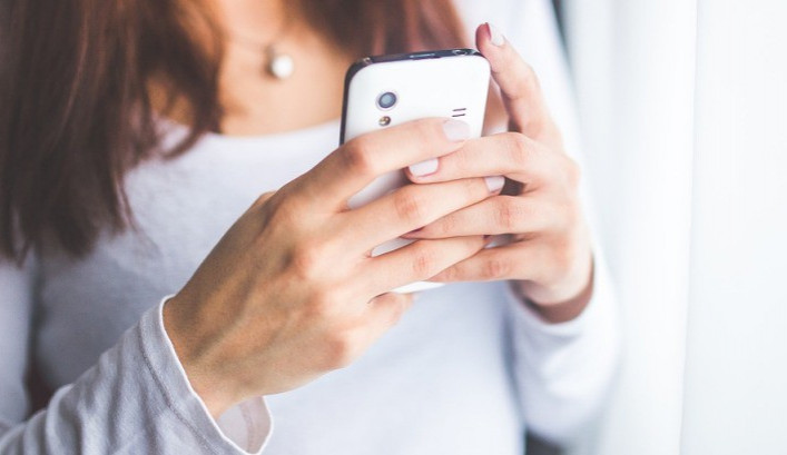 Kraj Vysočina vyzkouší sledování stavu nemocných přes chytrý mobilní telefon