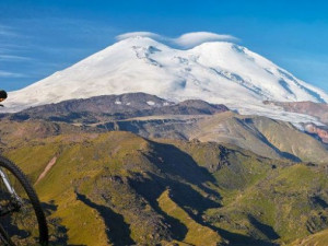Expedice Koruny světa Elbrus 2016: Rodák z Vysočiny Radek Jaroš zdolal kavkazský Elbrus