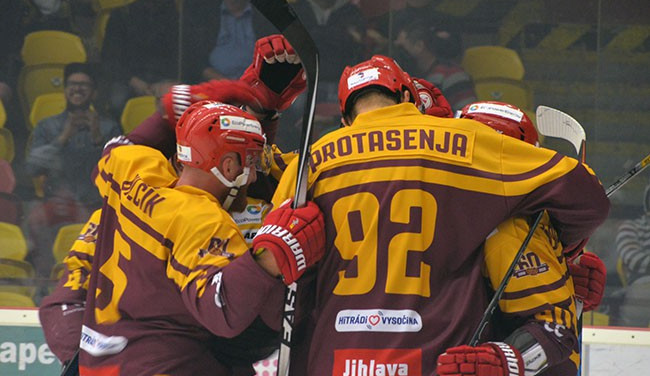 Dukla Jihlava vybojovala tři body, pražskou Slavii porazila 2:1