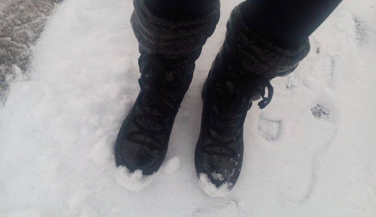 Vysočinu dnes do rána zasypal první sníh