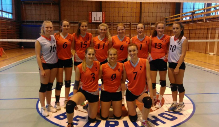 Obě jihlavská volejbalová derby ovládly ve třech setech juniorky KCTM Vysočina