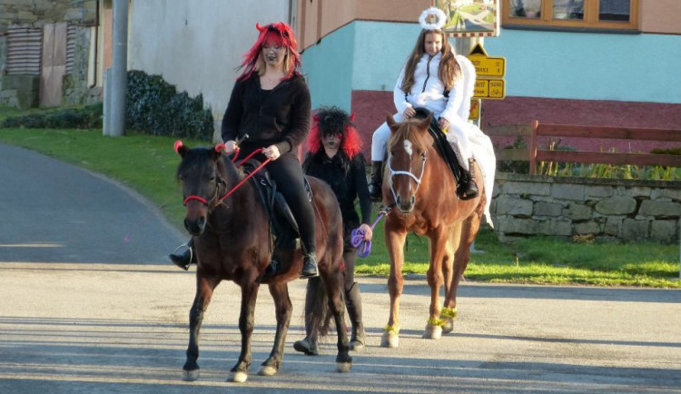 Rohoznou na Jihlavsku projede Mikuláš se svou družinou. Již potřetí na koni