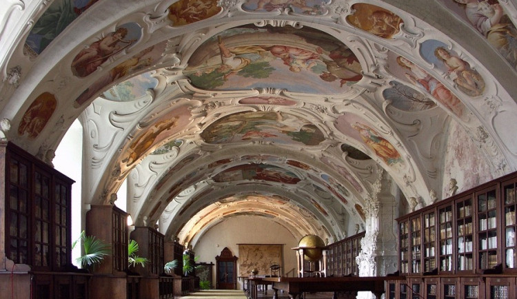 Na zámku v Náměšti nad Oslavou zazní Loutna česká v nové úpravě. Již tuto neděli