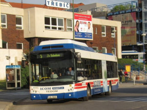 Podezřelé zavazadlo vzbudilo rozruch na třebíčském nádraží. Lidé museli být evakuováni